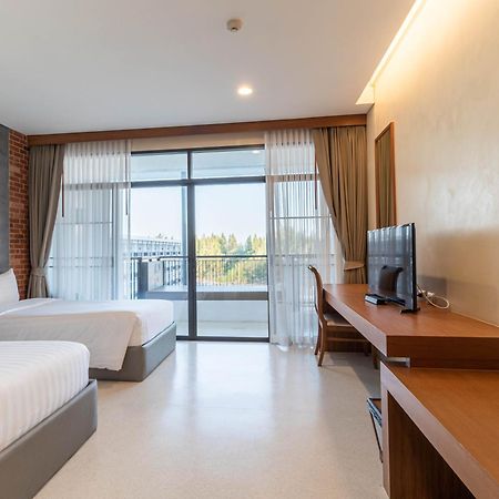 Sea Sand Sun Hua Hin By Jc Kevin Hotel & Resort Фетчабури Екстериор снимка